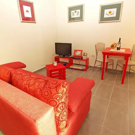 Ksenija 963 Apartman