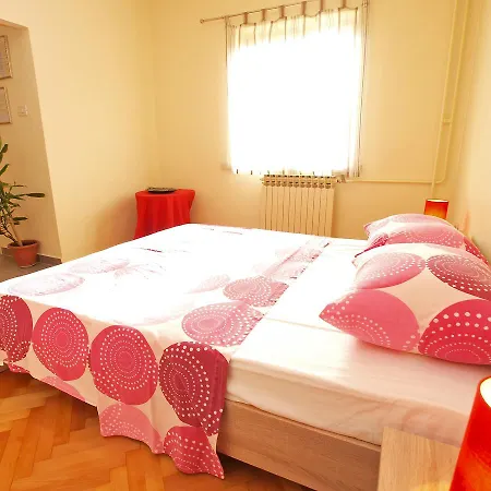 Apartman Ksenija 963 *