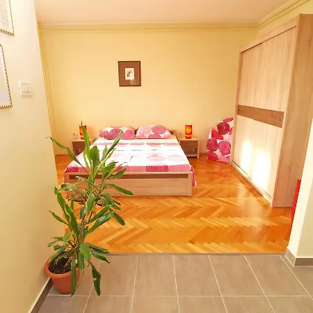 Apartman Ksenija 963